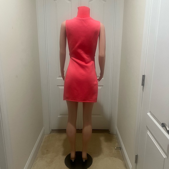 “29 and Over” Woman’s Fashion Rivet Mini Shirt Dress. Sz M.  Great Fit. Like New - Picture 3 of 3